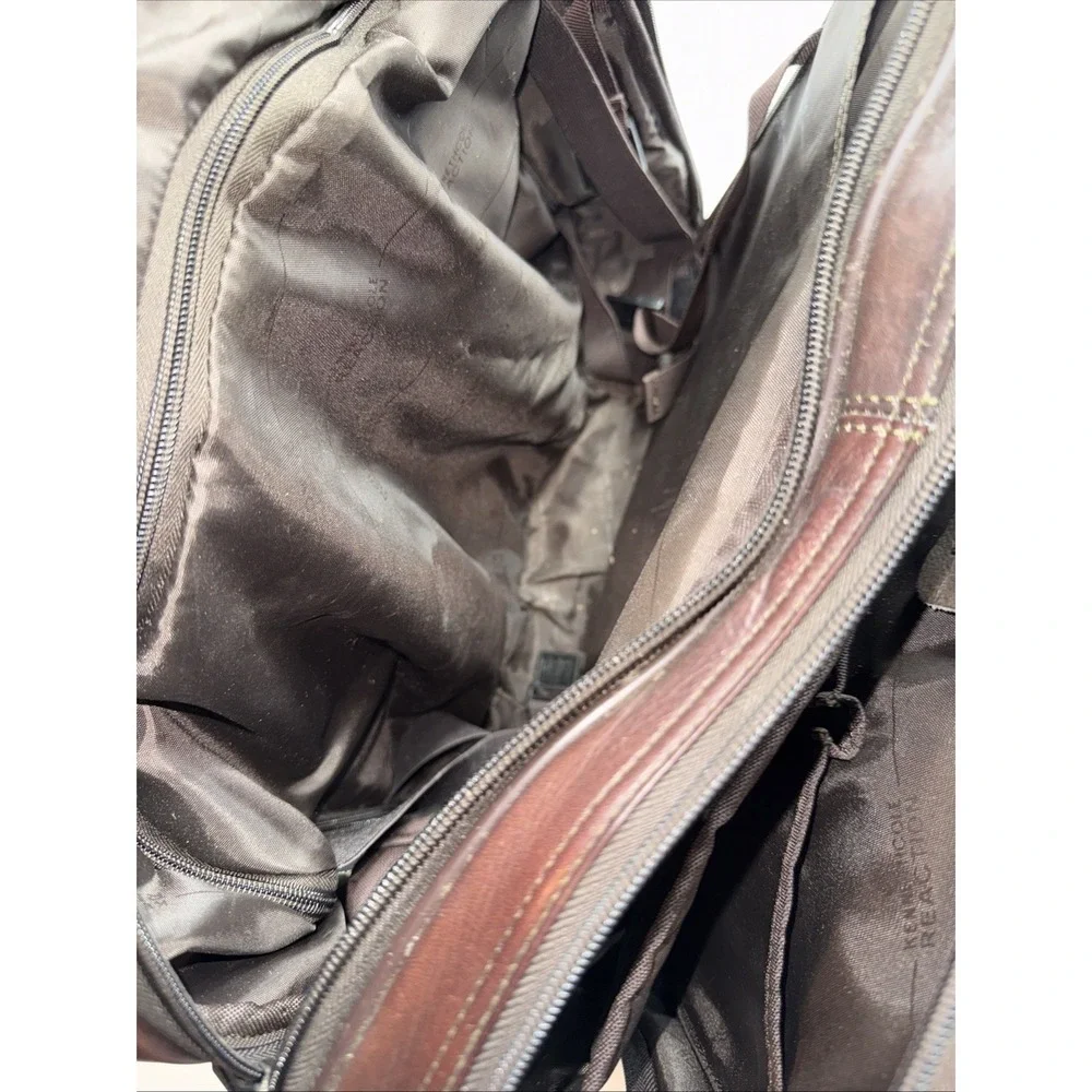 Kenneth Cole Reaction‎ Leather Rolling Briefcase Brown Zippered Laptop